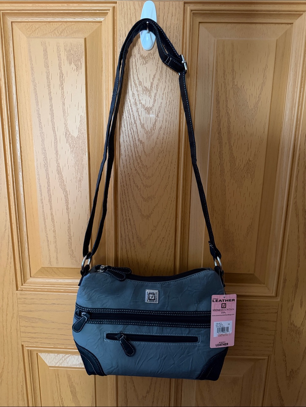 Stone Mountain Gray Bonded Leather Crossbody Bag w Black Adjustable Strap
